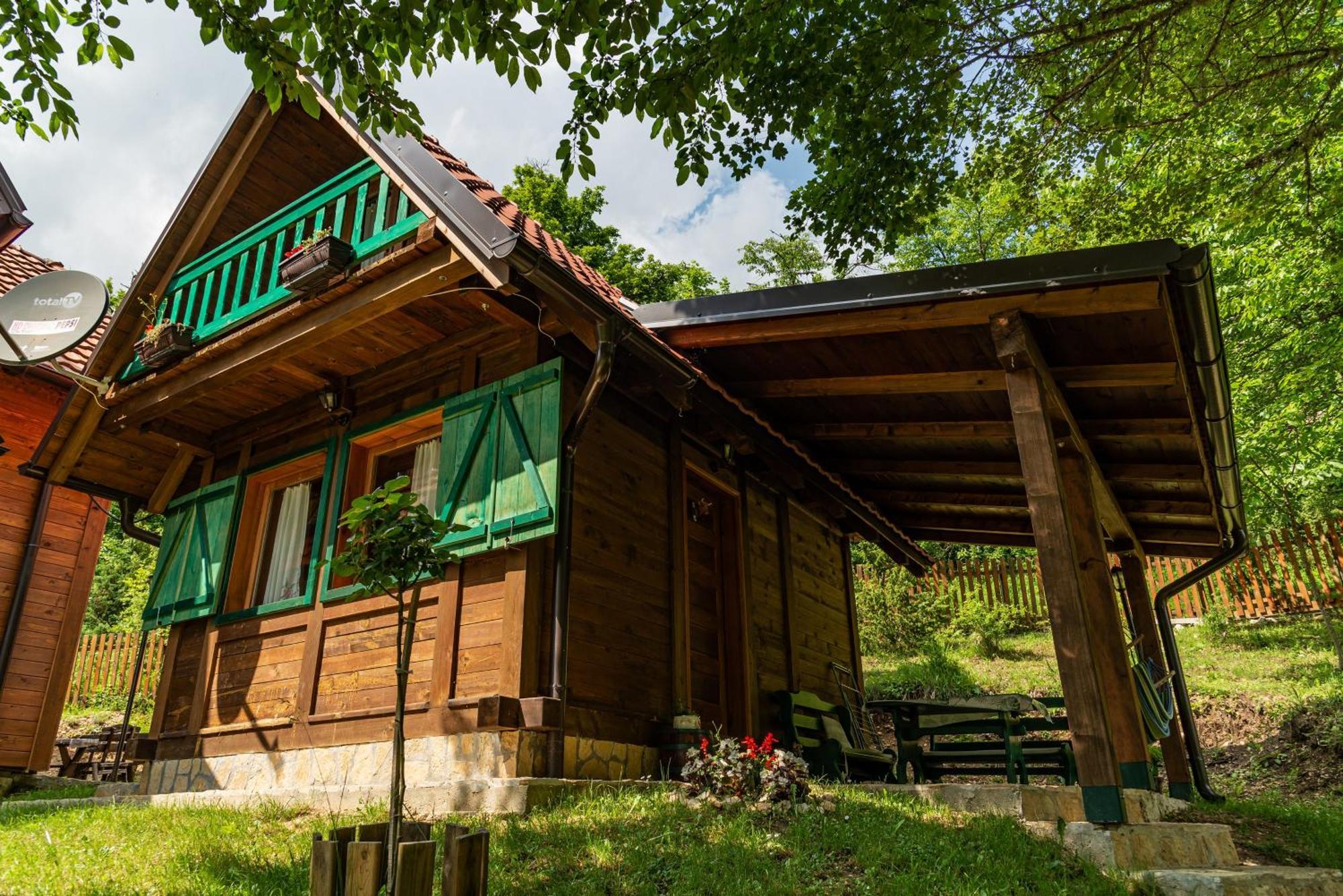 Drvene Kuce Suska - Wooden Houses Suska Zaovine Eksteriør bilde