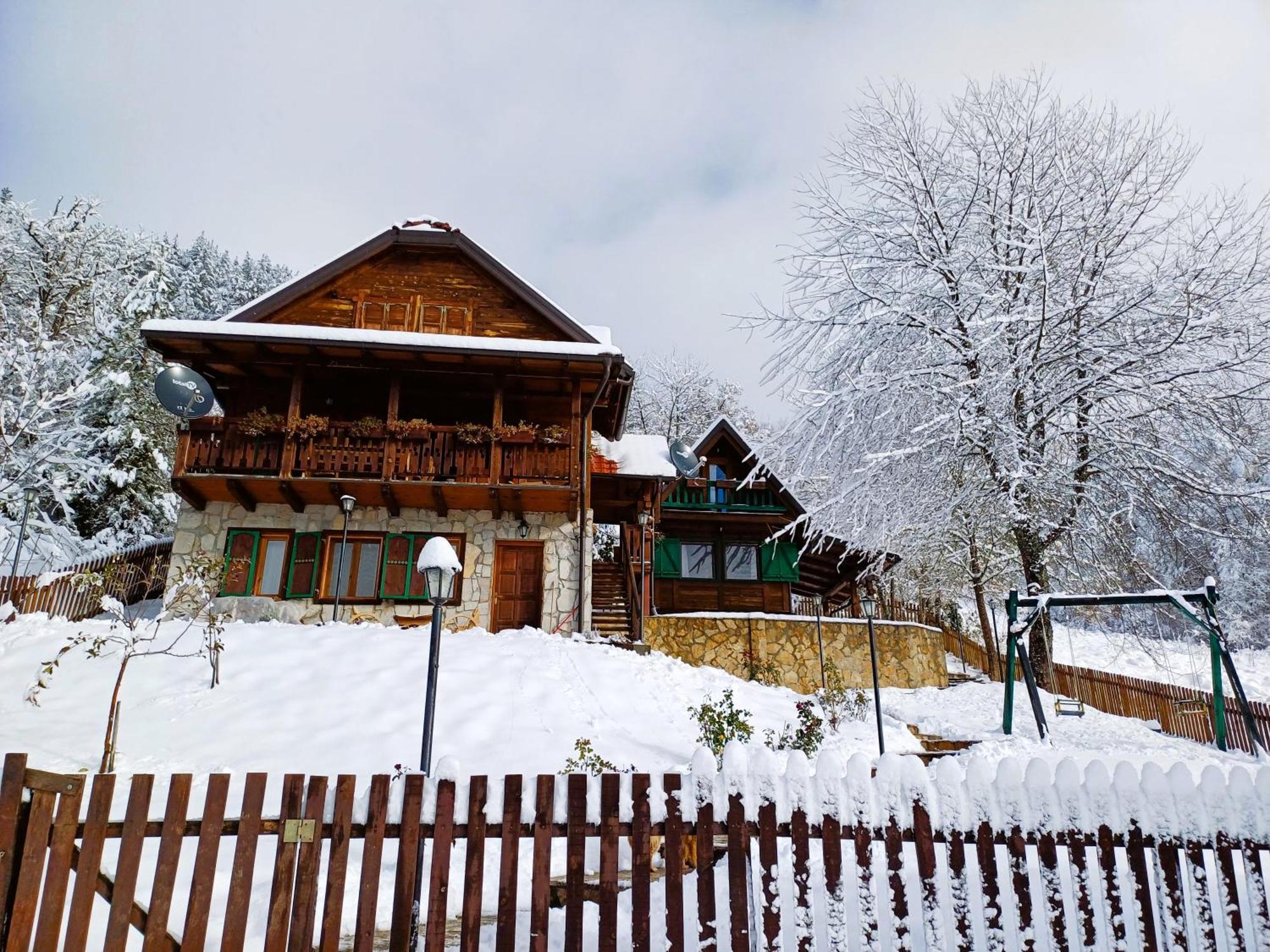Drvene Kuce Suska - Wooden Houses Suska Zaovine Eksteriør bilde